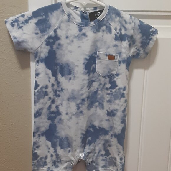 7 For All Mankind Other - 7 For All Mankind Baby Onesie (6-9 month), Tie-Die
